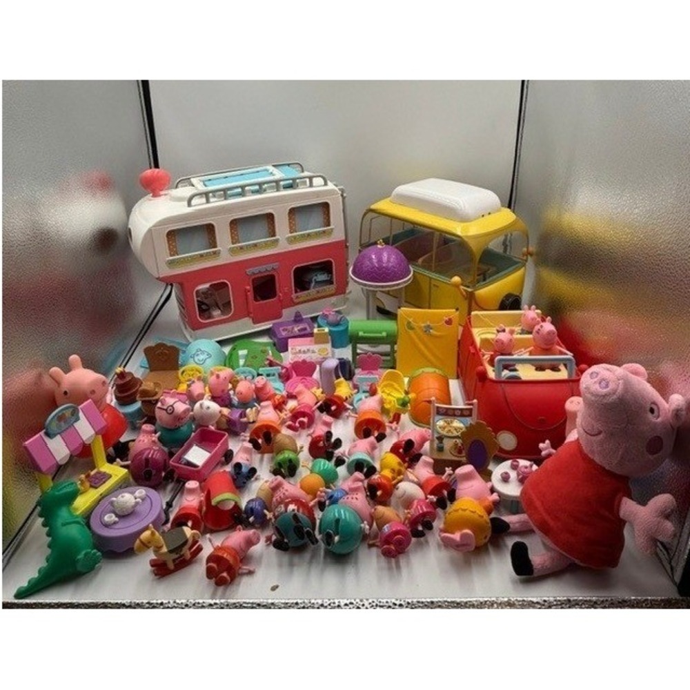 Huge Peppa Pig Toy Lot Campervan School Bus Red Car Figures Accessories 50+ Pc